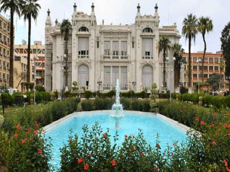 كليات جامعة عين شمس واقسامها